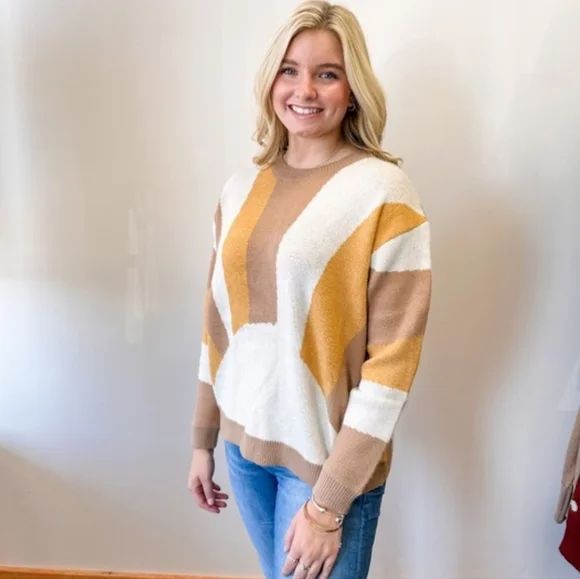 Colorblock Sweater - Picture 2 of 5